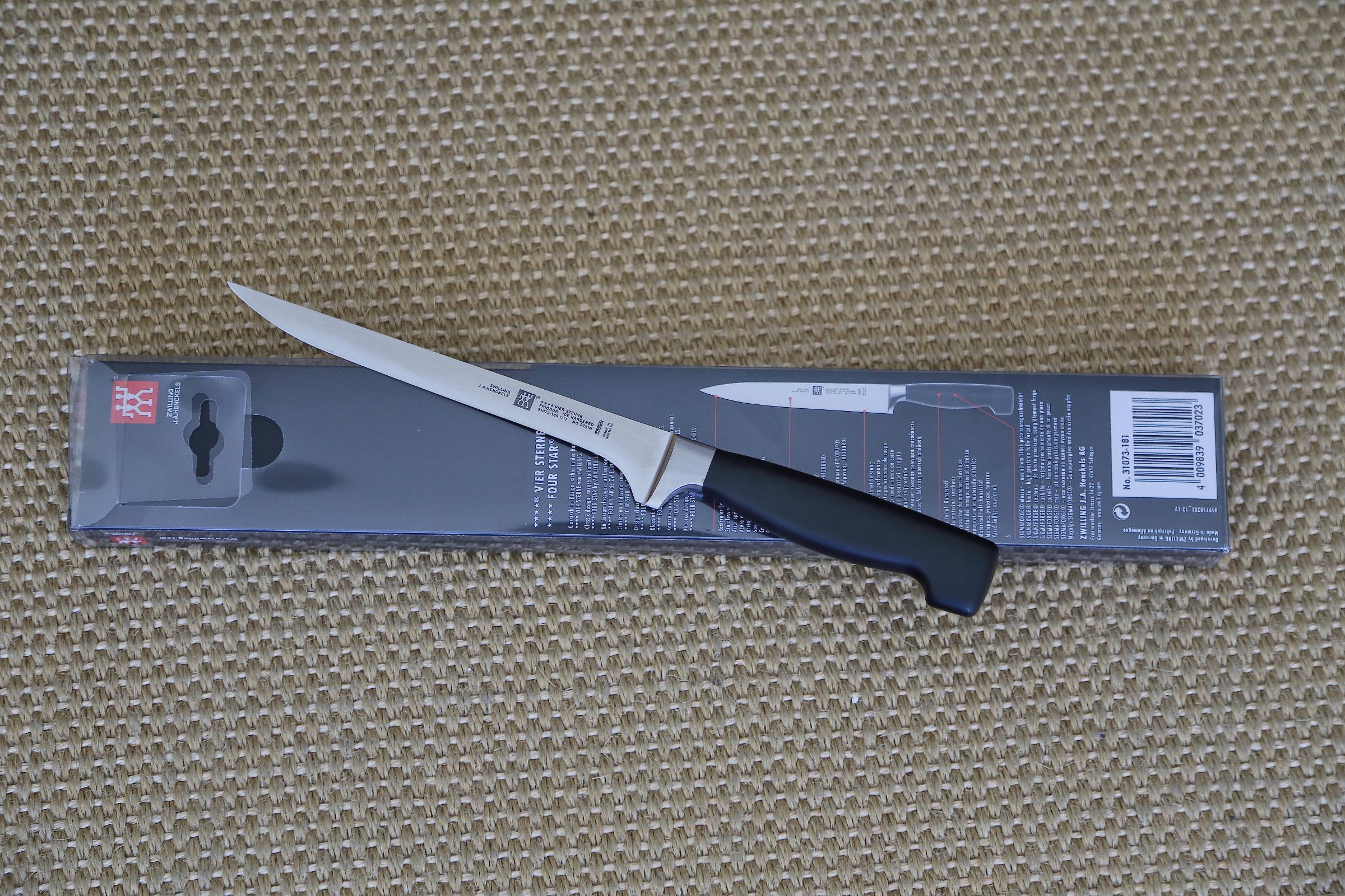 Zwilling Four Star Fillet Knife, 180 mm Sharp Knife